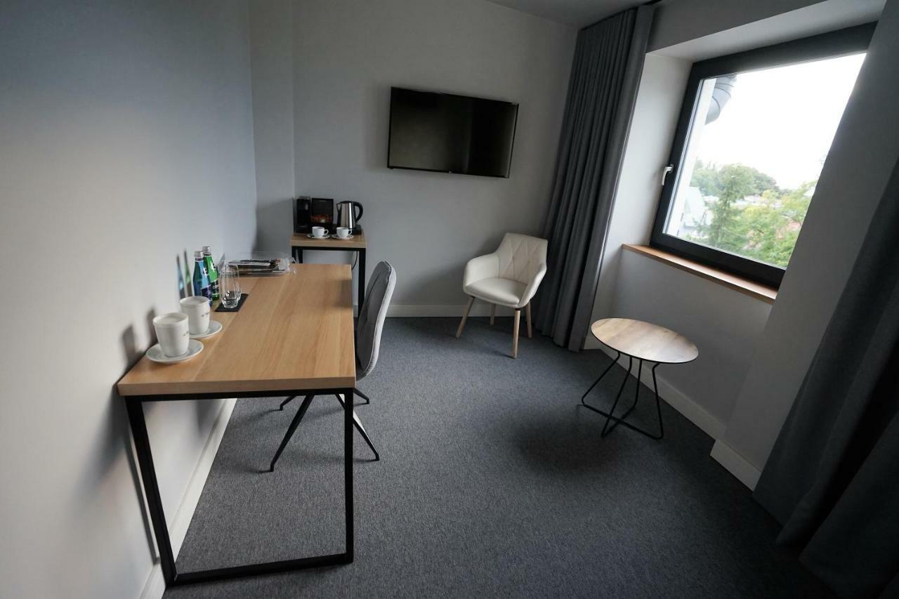 Aparthotel Kamienica Nr 6 Aleksandrów Łódzki Esterno foto