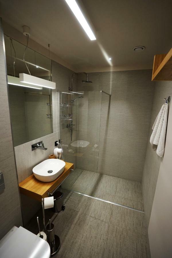 Aparthotel Kamienica Nr 6 Aleksandrów Łódzki Esterno foto